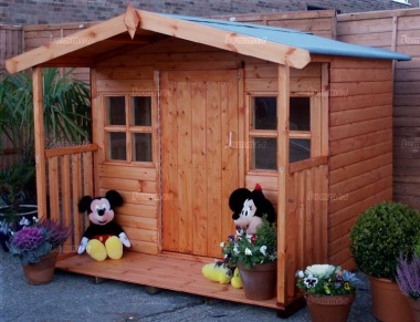 6ft wide Childrens Playhouse 11